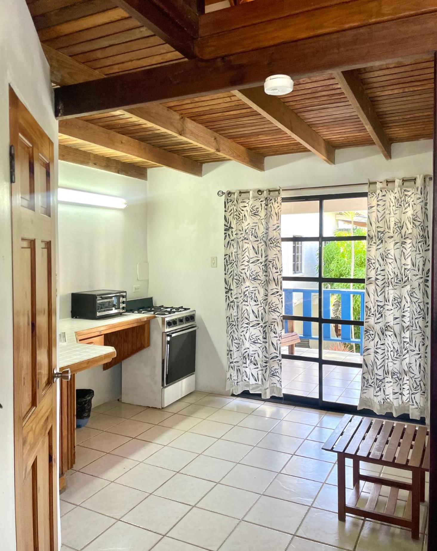 Bananaquit Tobago -Stay Near The Beach Crown Point Exterior photo