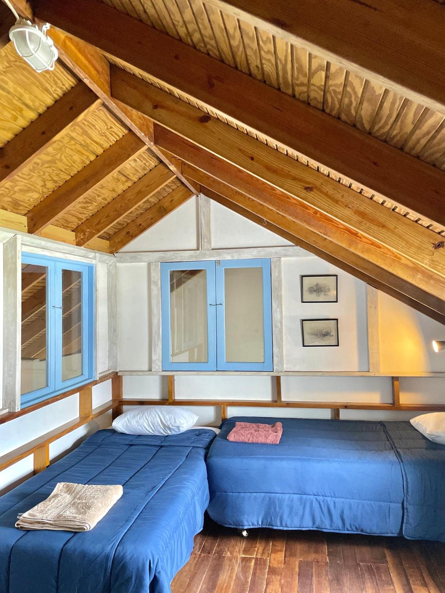 Bananaquit Tobago -Stay Near The Beach Crown Point Exterior photo