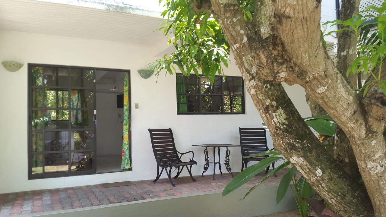 Bananaquit Tobago -Stay Near The Beach Crown Point Exterior photo